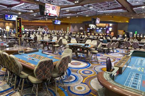 isle of capri casinos pinnacle entertainment